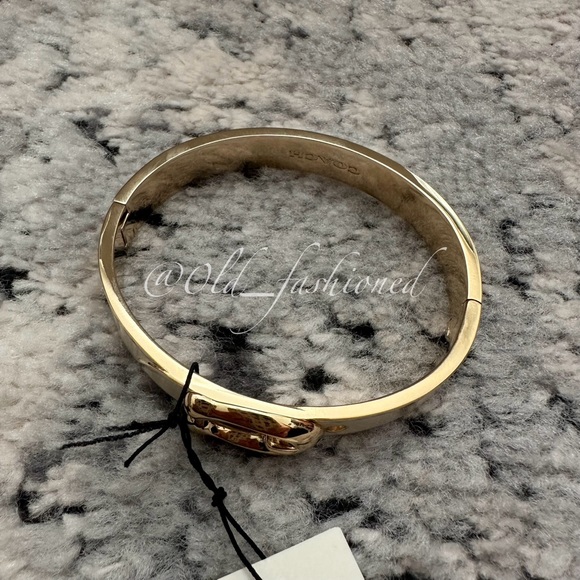 COACH C Hinged Bracelet - Picture 7 of 11